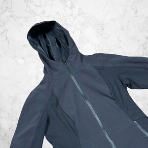 Lululemon Cross Chill Jacket Black Waterproof Hooded Running Coat LW4CEGS Size M